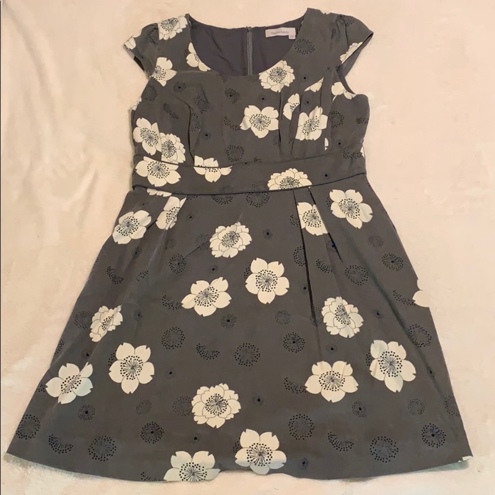 Pepperberry Grey and White Flower Dress